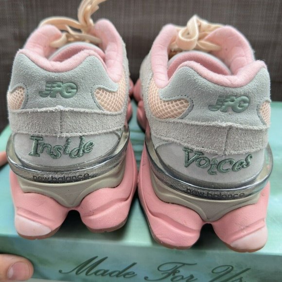 US 9.5 - New Balance 9060 Low top light blue/pink men's sports casual shoes - Picture 8 of 8